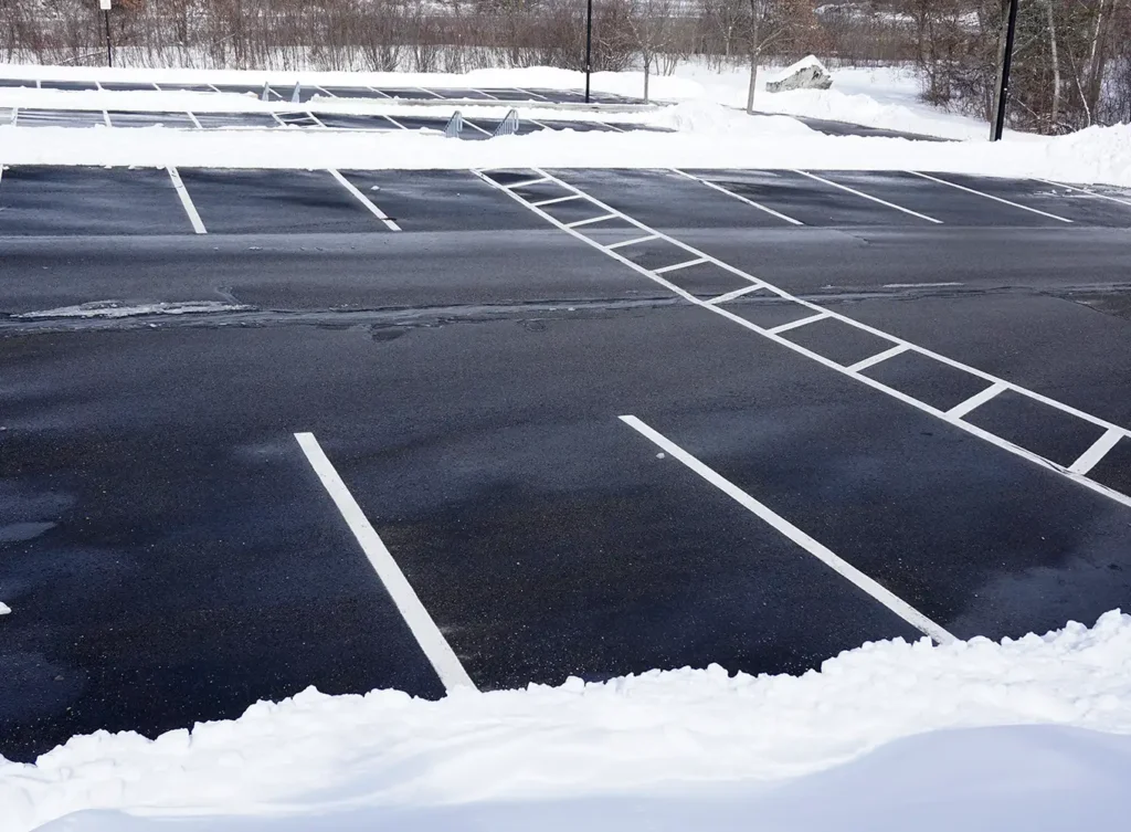 Element Turf & Outdoor Solutions - Hartford IL Commercial Snow Removal and Deicing Company