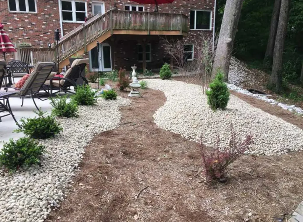 Element Turf & Outdoor Solutions - Residential rock and mulch installation services near Godfrey IL